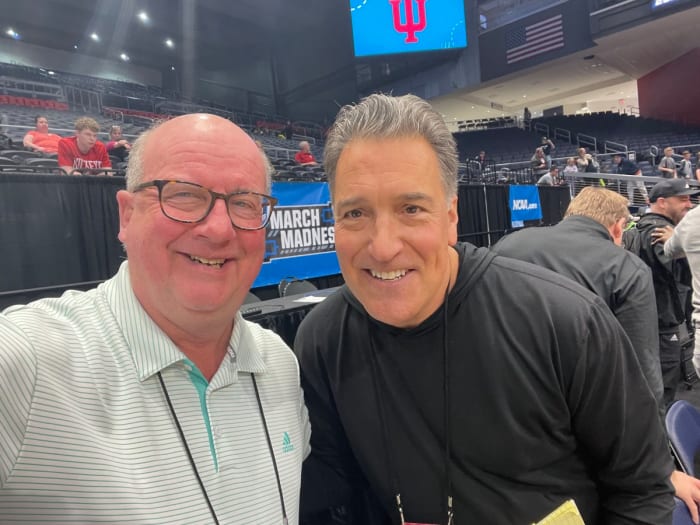 It was nice catching up with Steve Lavin Monday night. He's on the TV call tonight along with former San Antonio Spurs star Avery Johnson. Lavin is a really good guy. Every time I see him, he's always asking about Gene Keady and Bob Knight.